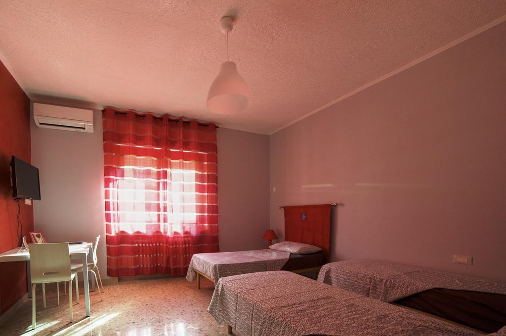 Villa Elena Монтесильвано Номер фото
