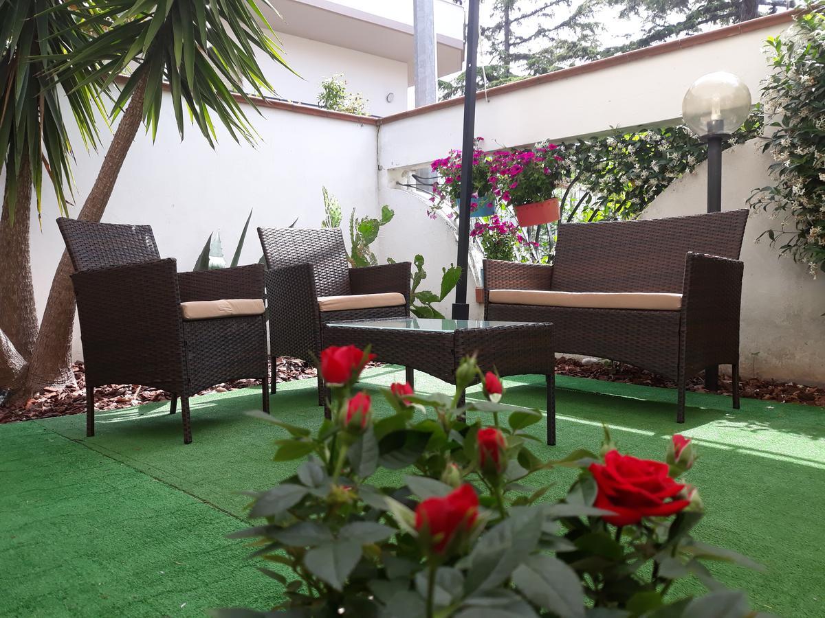 Villa Elena Монтесильвано Экстерьер фото